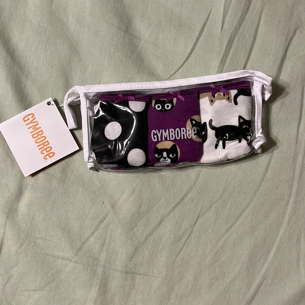 Gymboree new Size 2T-3T Cat theme underwear